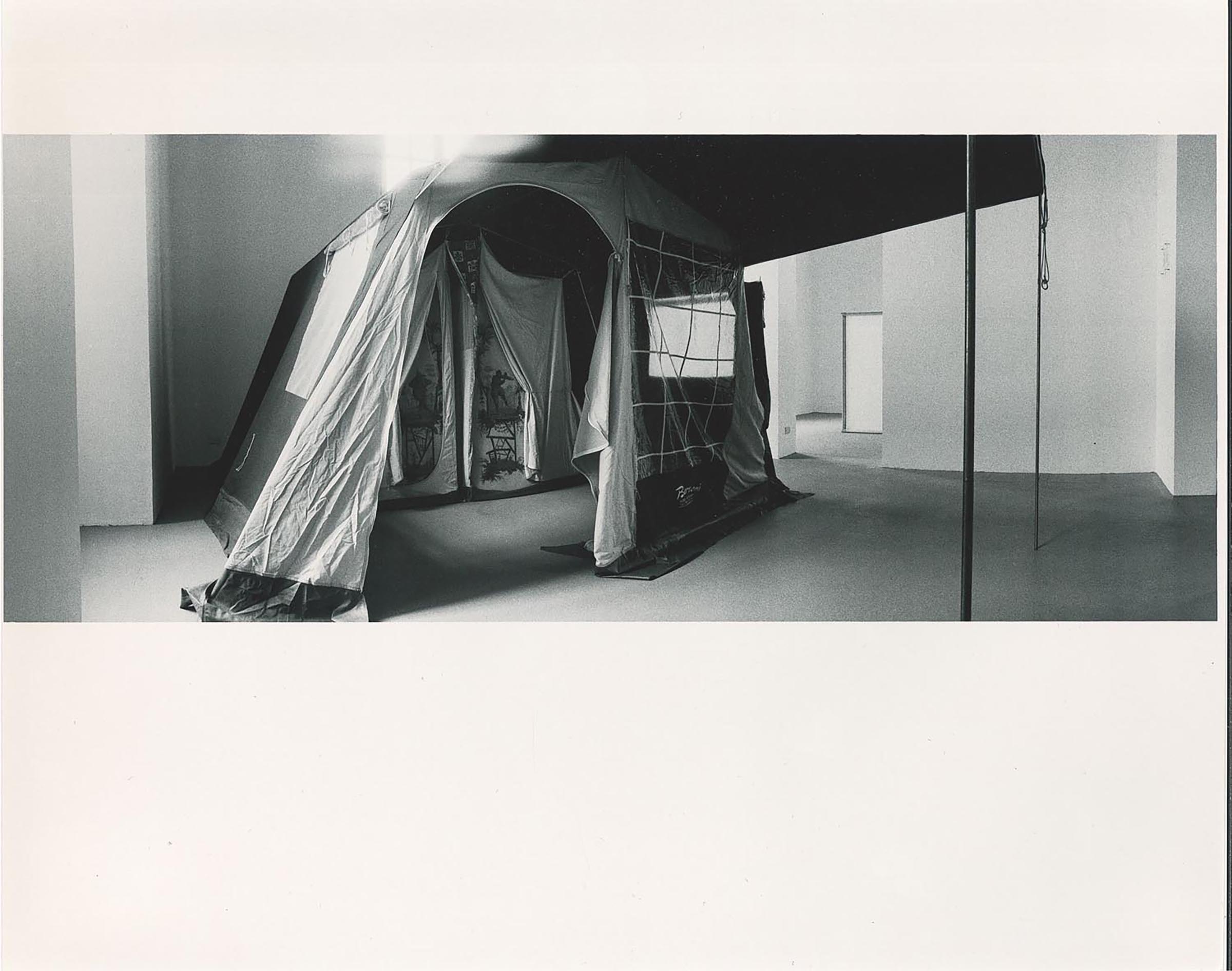 Luciano Fabro, Concetto spaziale du0027apru00e9s Watteau, 1971/89